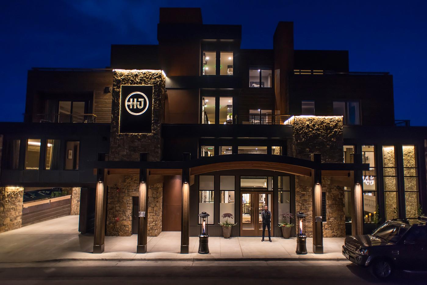                             Das im Sommer 2015 eröffnete Hotel Jackson bietet luxuriöse Unterkünfte im Herzen von Jackson Hole
